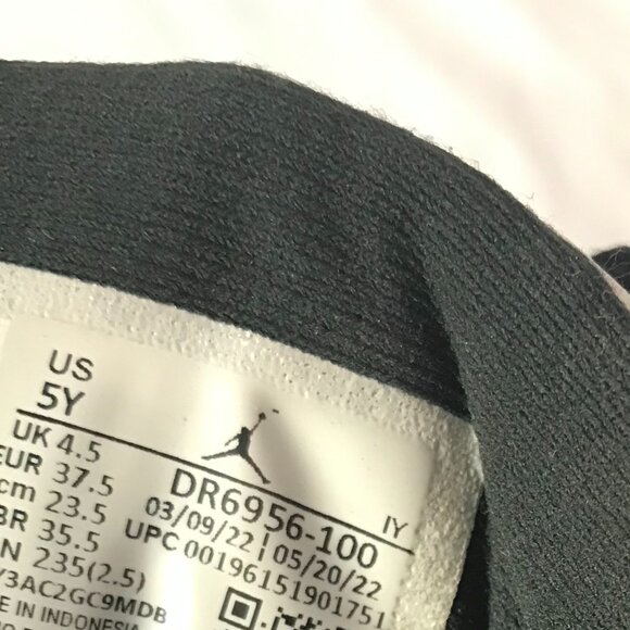 Jordan #23 Two 3 Jumpman High Top Size 5 Athletic Sport Cut Sneakers - Picture 7 of 8